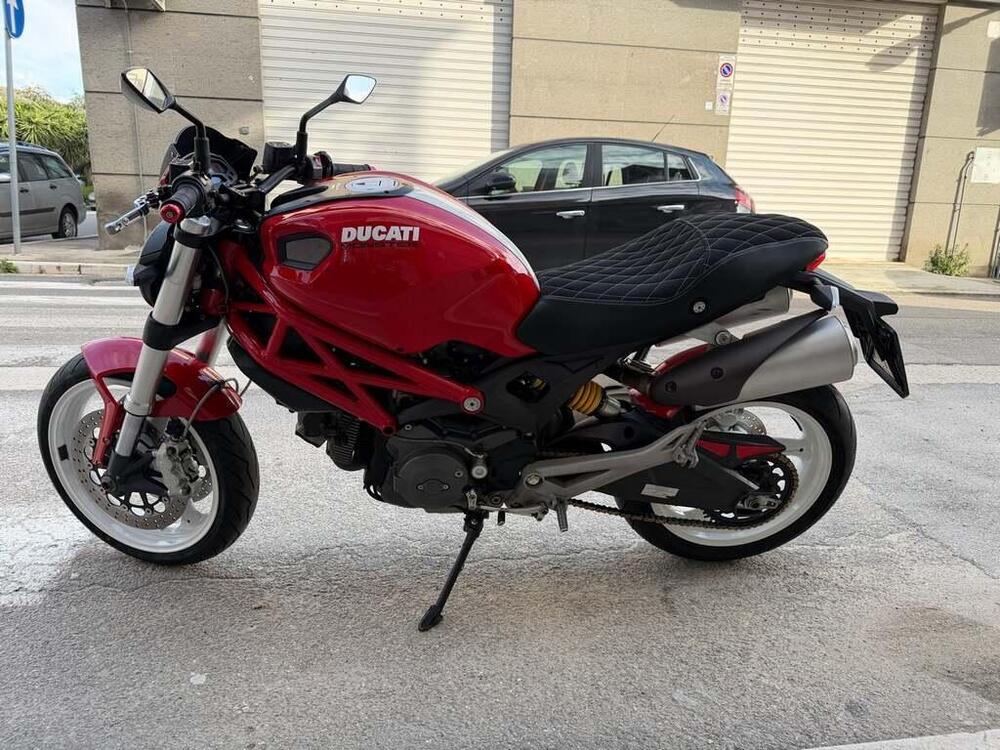 Ducati Monster 696 (2008 - 13) (6)