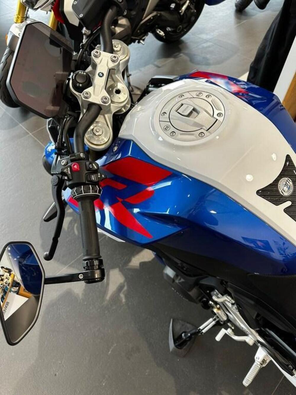 Bmw F 900 R (2025 - 26) (6)