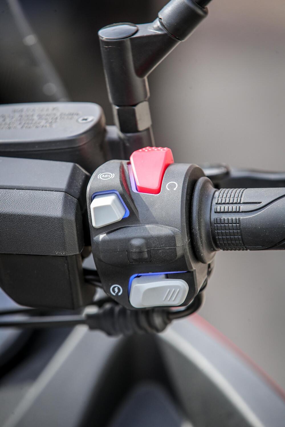 Wottan Motor Storm-S 300 (2020 - 25) (8)