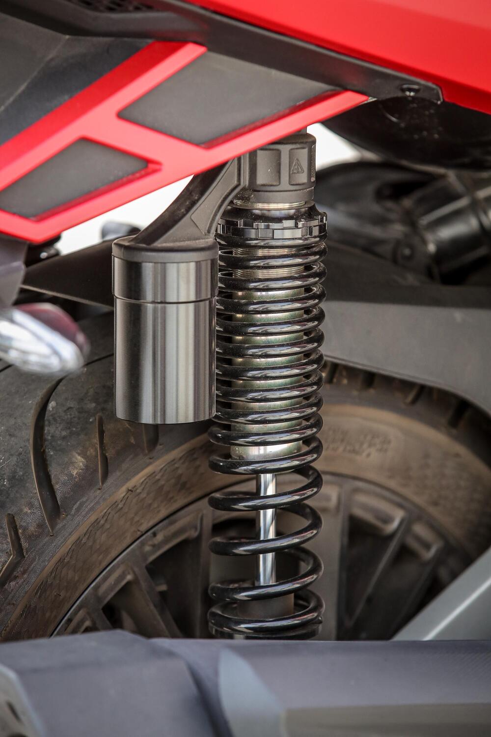 Wottan Motor Storm-S 300 (2020 - 25) (10)