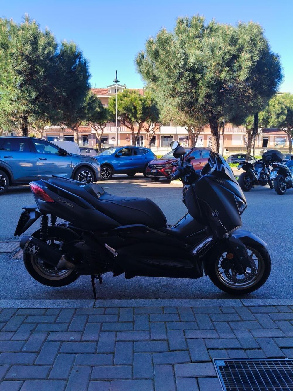 Yamaha X-Max 125 Tech Max (2021 - 24) (2)