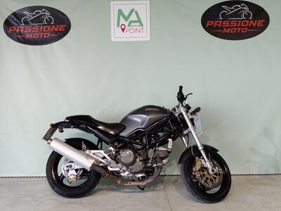 Ducati Monster 750 Dark (1999 - 02) usata