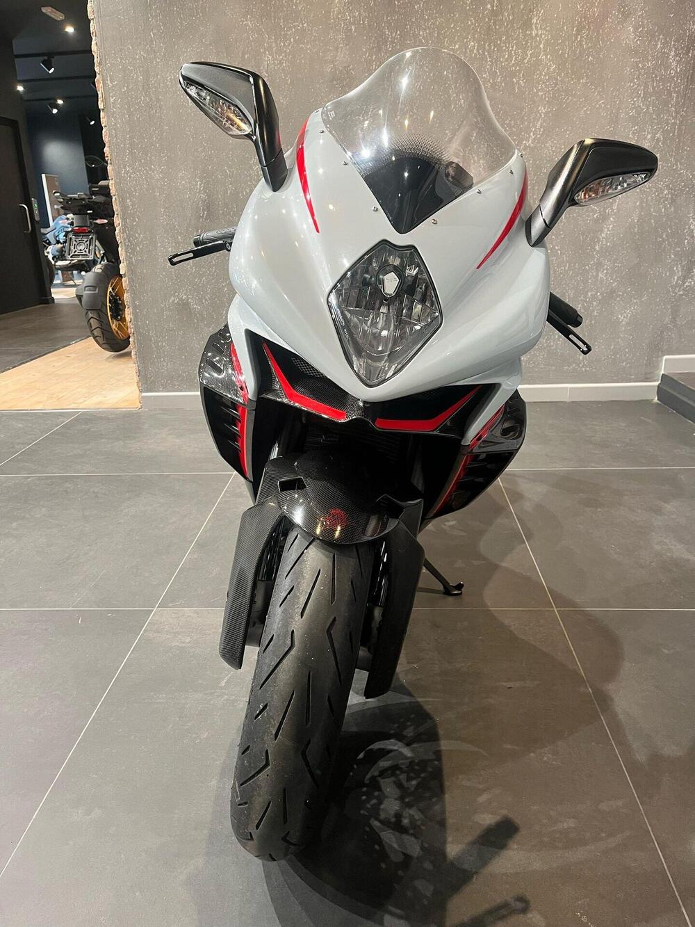 MV Agusta F3 800 RR (2022 - 25) (4)