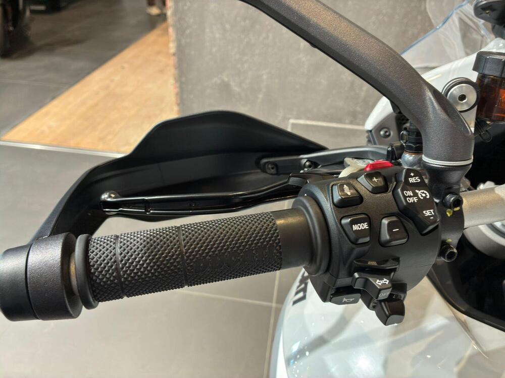Ducati Multistrada V4 S (2021 - 24) (10)