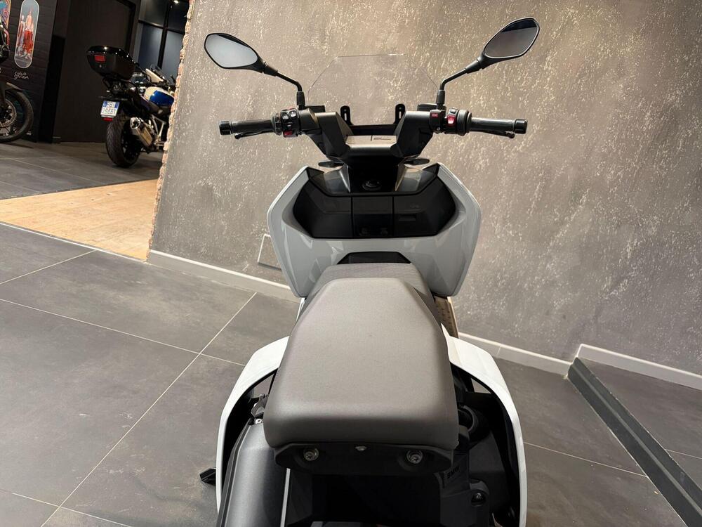 Bmw CE 04 (2021 - 25) (7)