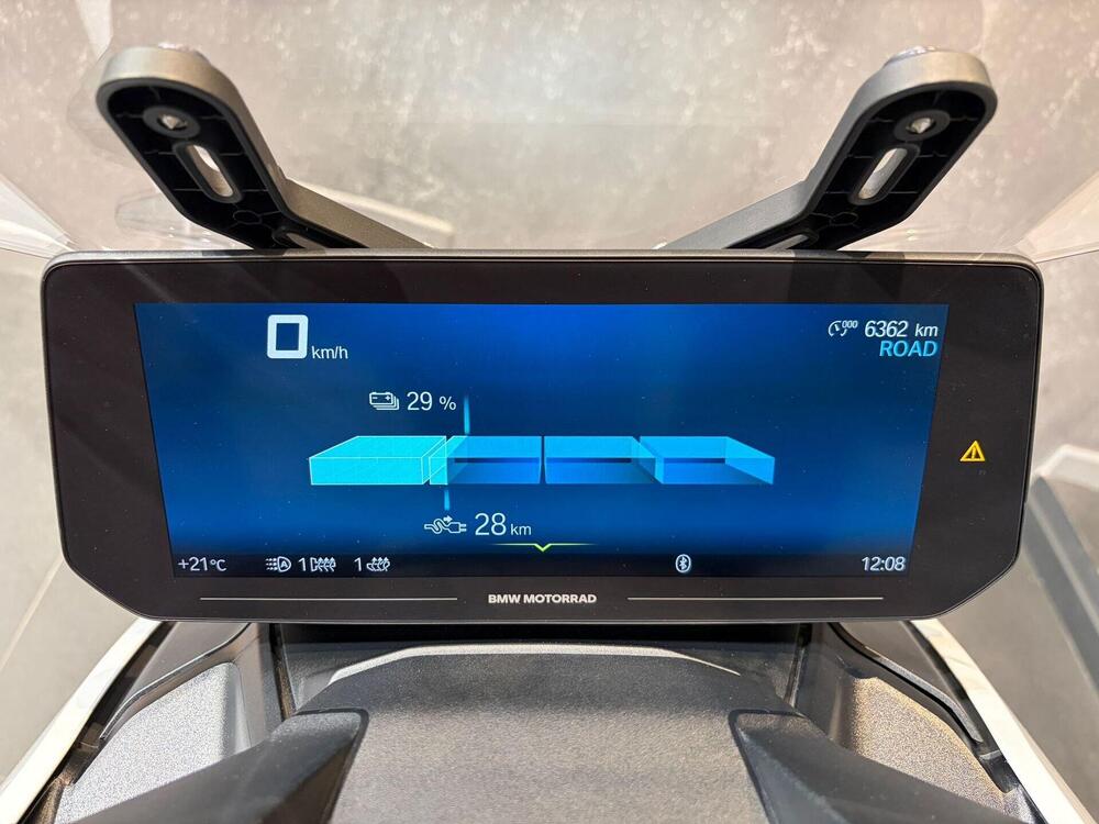 Bmw CE 04 (2021 - 25) (12)