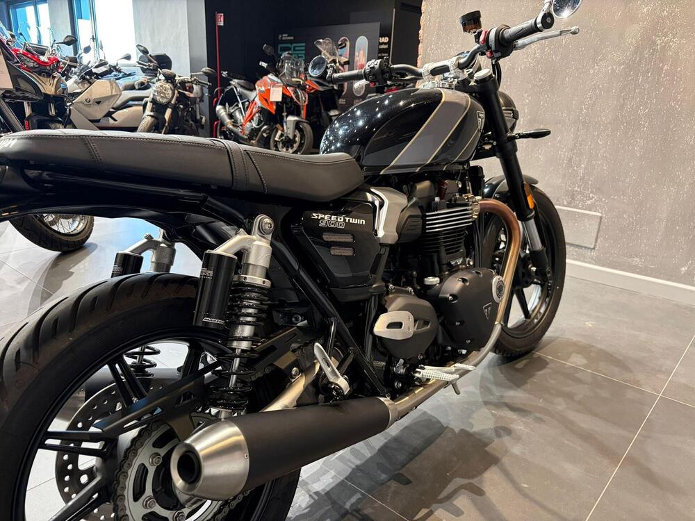 Triumph Speed Twin 900 (2025 - 26) (6)