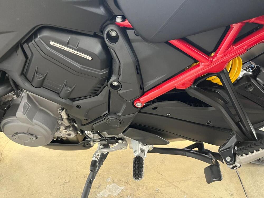Ducati Multistrada V4 S Grand Tour (2024) (9)
