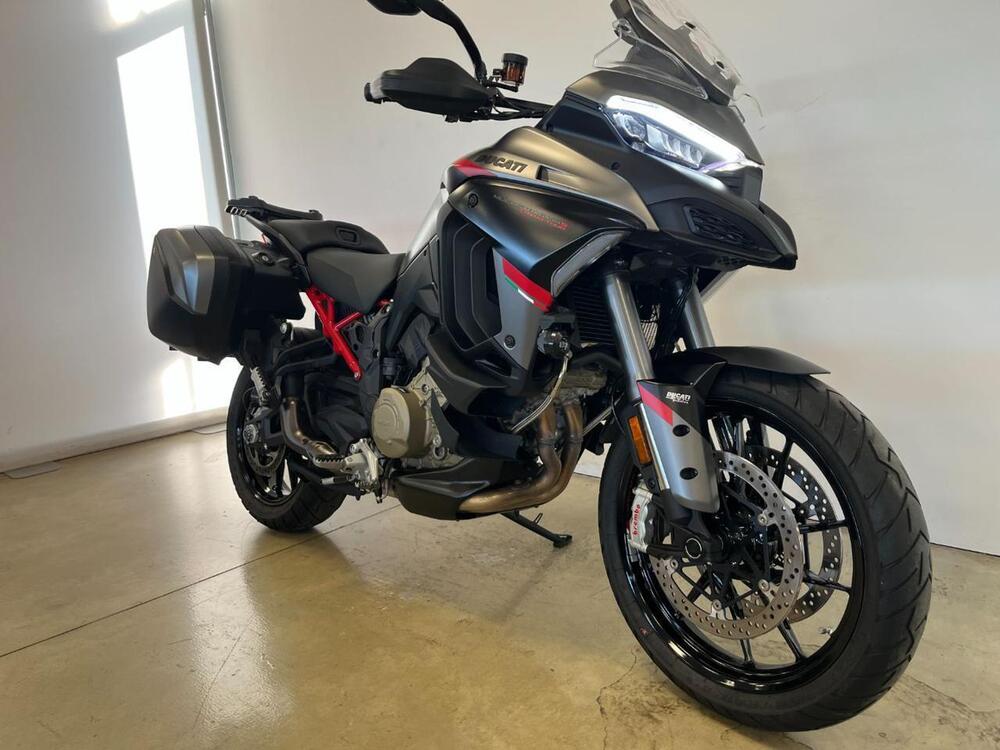 Ducati Multistrada V4 S Grand Tour (2024) (2)