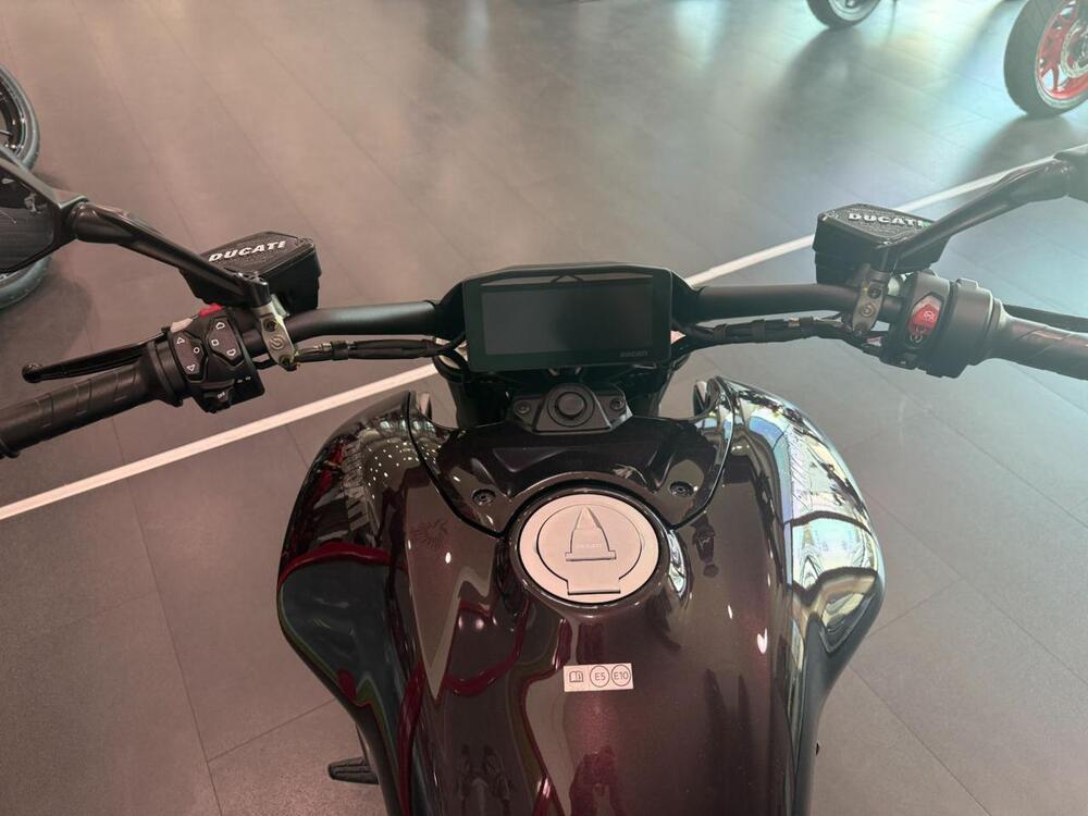 Ducati Diavel V4 (2023 - 26) (9)