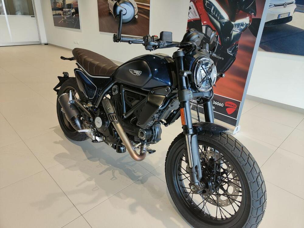 Ducati Scrambler 800 Nightshift (2025 - 26) (2)