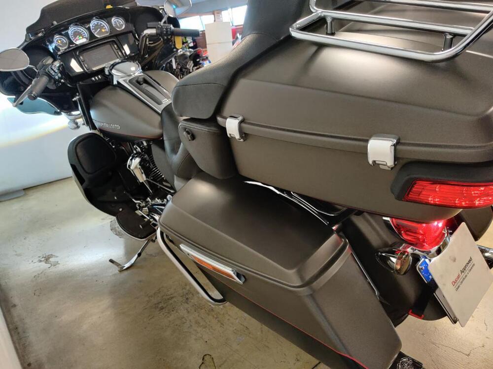 Harley-Davidson 107 Electra Glide Ultra Limited (2017 - 18) - FLHTK (11)