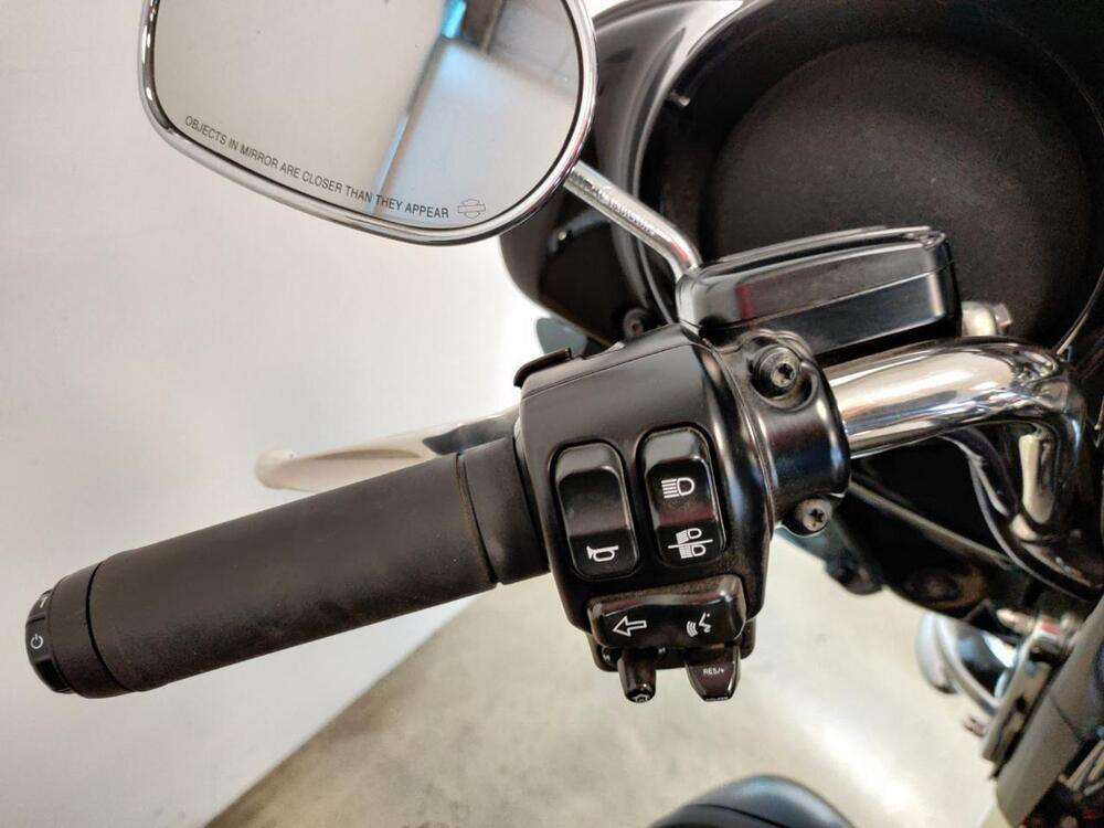 Harley-Davidson 107 Electra Glide Ultra Limited (2017 - 18) - FLHTK (15)