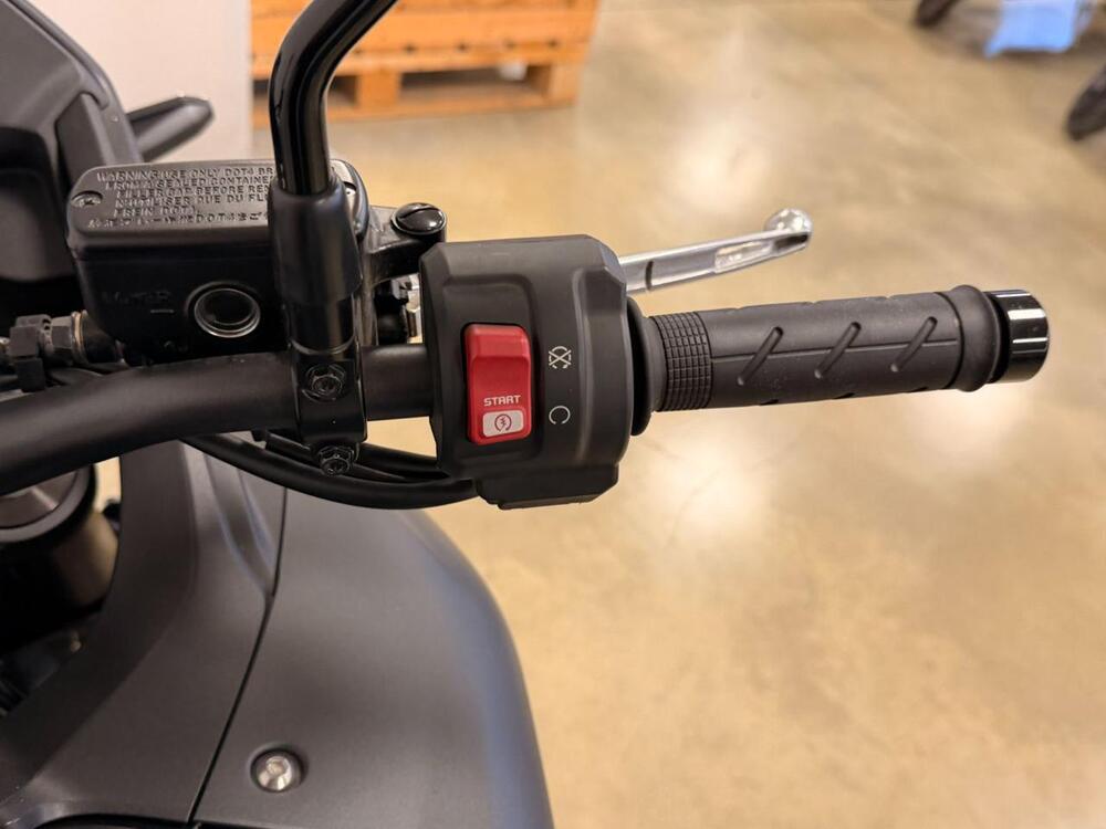 Honda Transalp XL750 (2023 - 24) (13)