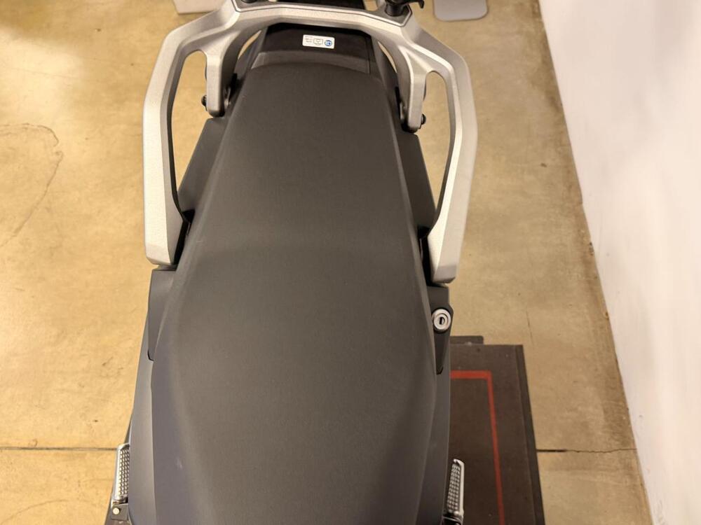 Honda Transalp XL750 (2023 - 24) (11)