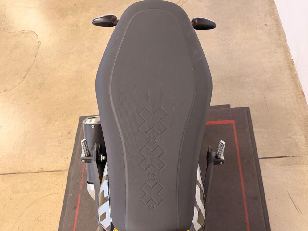 Ducati Scrambler 800 Icon (2025 - 26) (10)