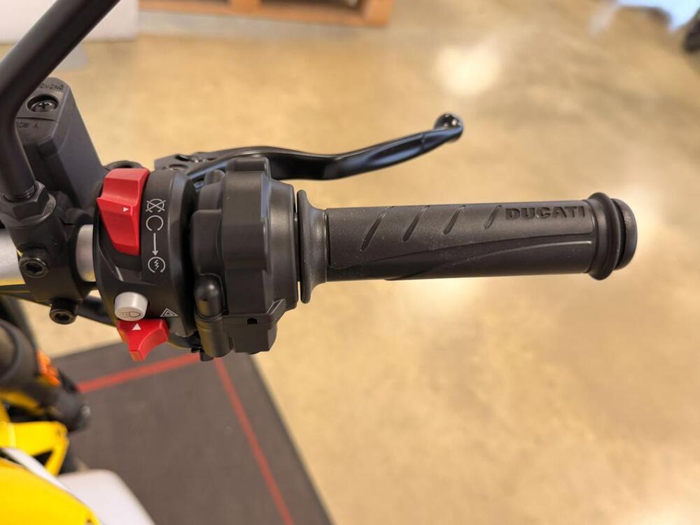 Ducati Scrambler 800 Icon (2025 - 26) (12)