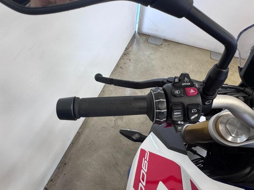 Bmw F 900 R (2021 - 24) (12)