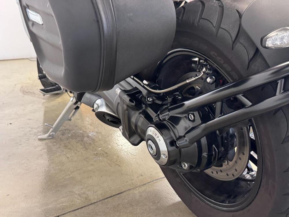 Triumph Rocket 3 R (2021 - 24) (9)