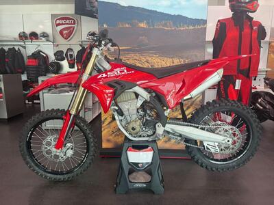 Ducati Desmo450 MX (2026) usata