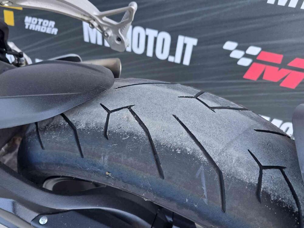 MV Agusta Rivale 800 EAS ABS (2013 -17) (23)