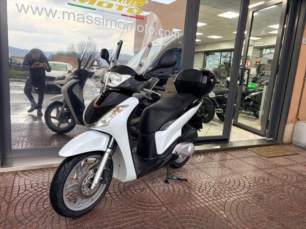 Honda SH 150i (2009 - 12) (8)