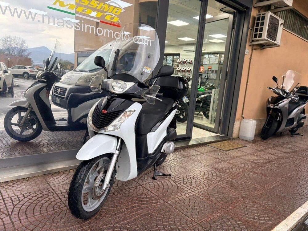 Honda SH 150i (2009 - 12) (14)