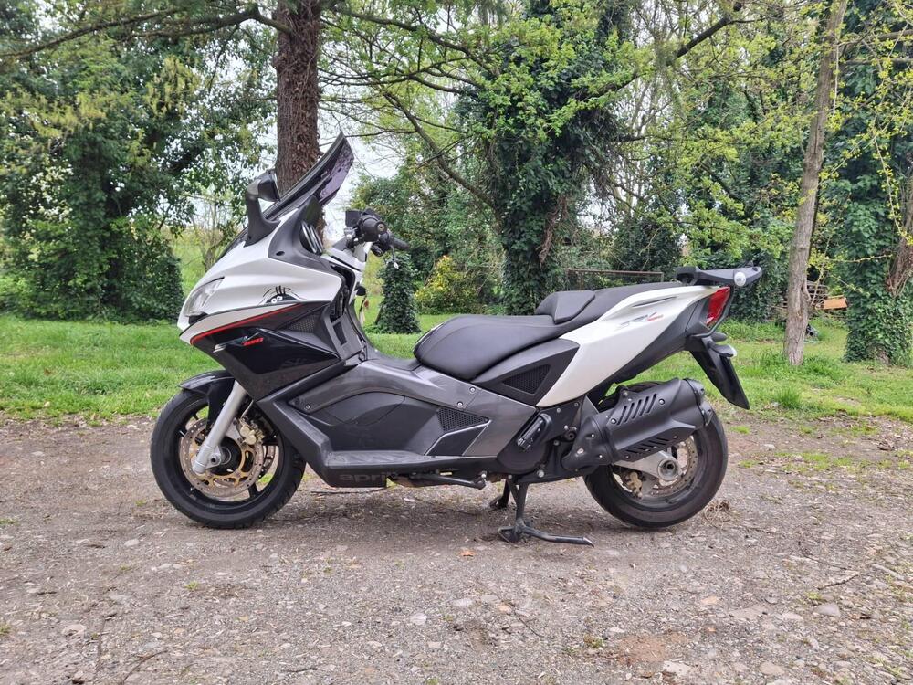 Aprilia SRV 850 (2011 - 16) (2)