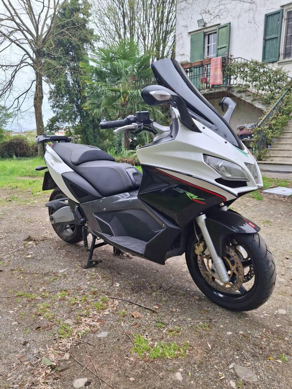 Aprilia SRV 850 (2011 - 16) (6)