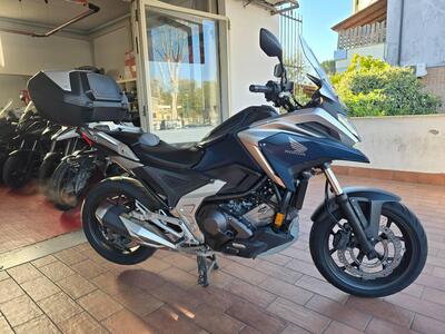 Honda NC 750 X DCT Urban (2021 - 24) usata