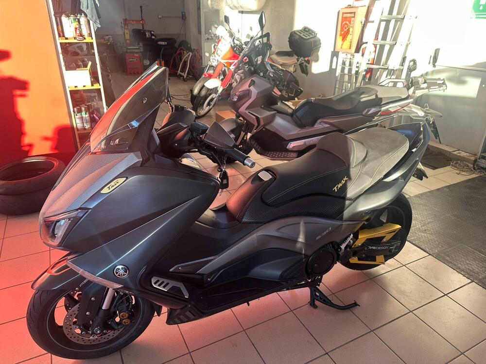 Yamaha T-Max 530 (2015 - 16) (3)