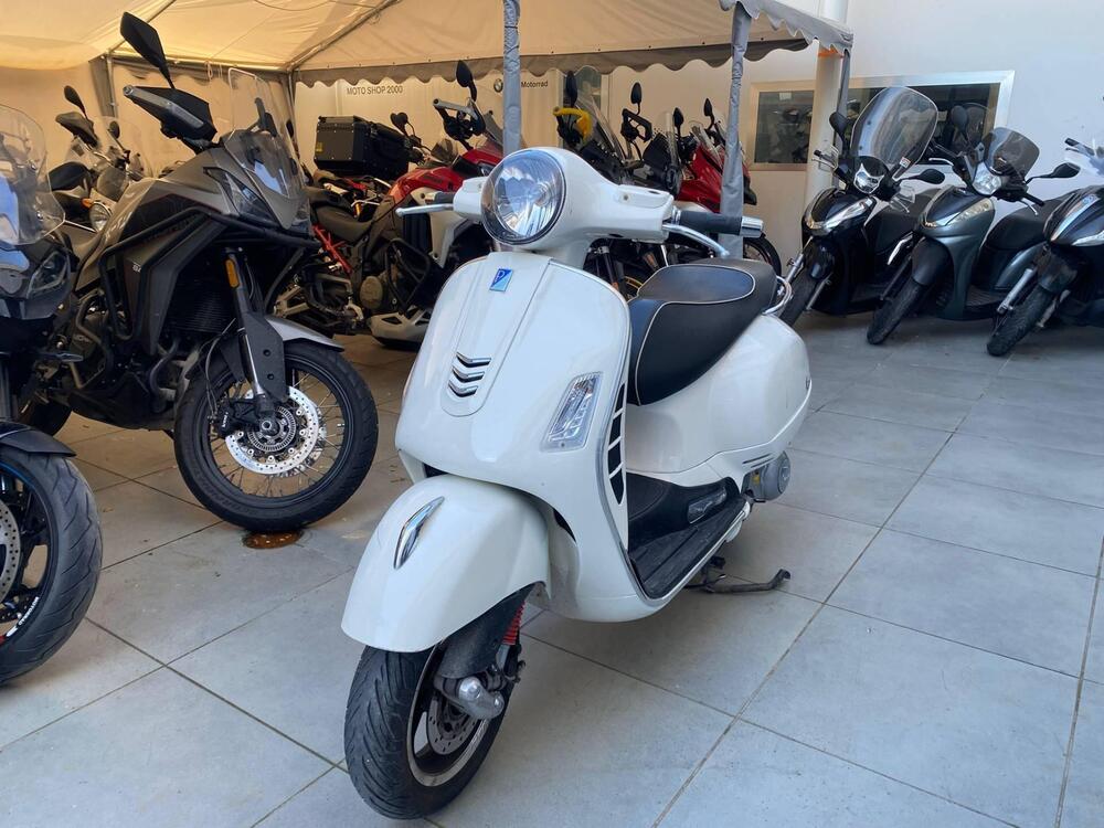 Vespa GTS 300 Super (2008 - 16) (4)