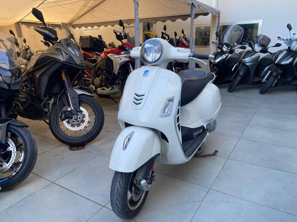 Vespa GTS 300 Super (2008 - 16) (5)