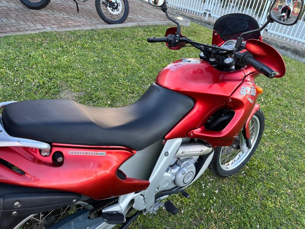 Aprilia Pegaso 3 650 (1997 - 01) (13)