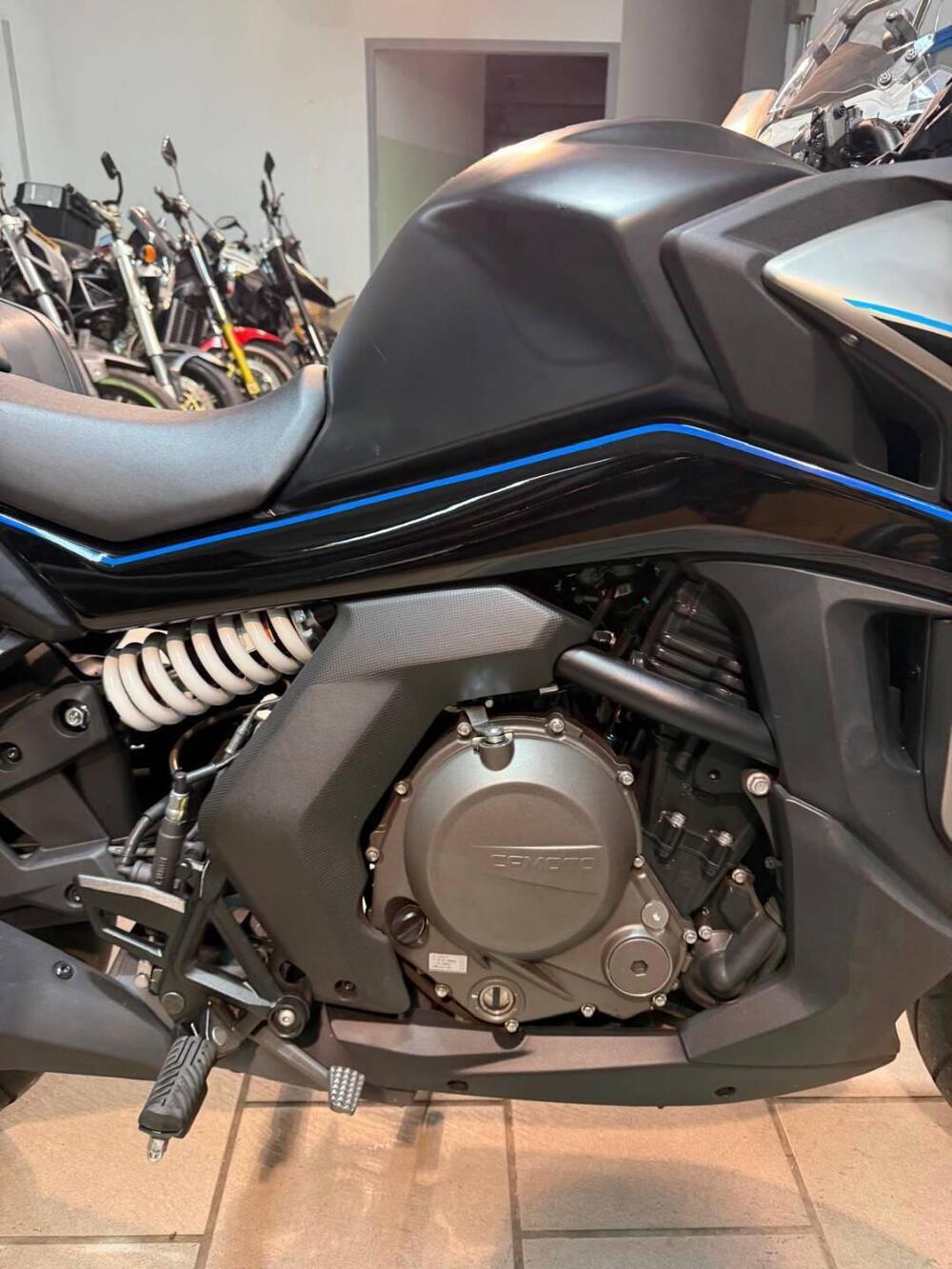 CFMOTO 650GT (2021 - 26) (4)