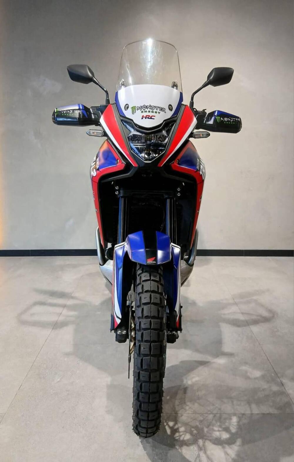 Honda Transalp XL750 (2023 - 24) (3)