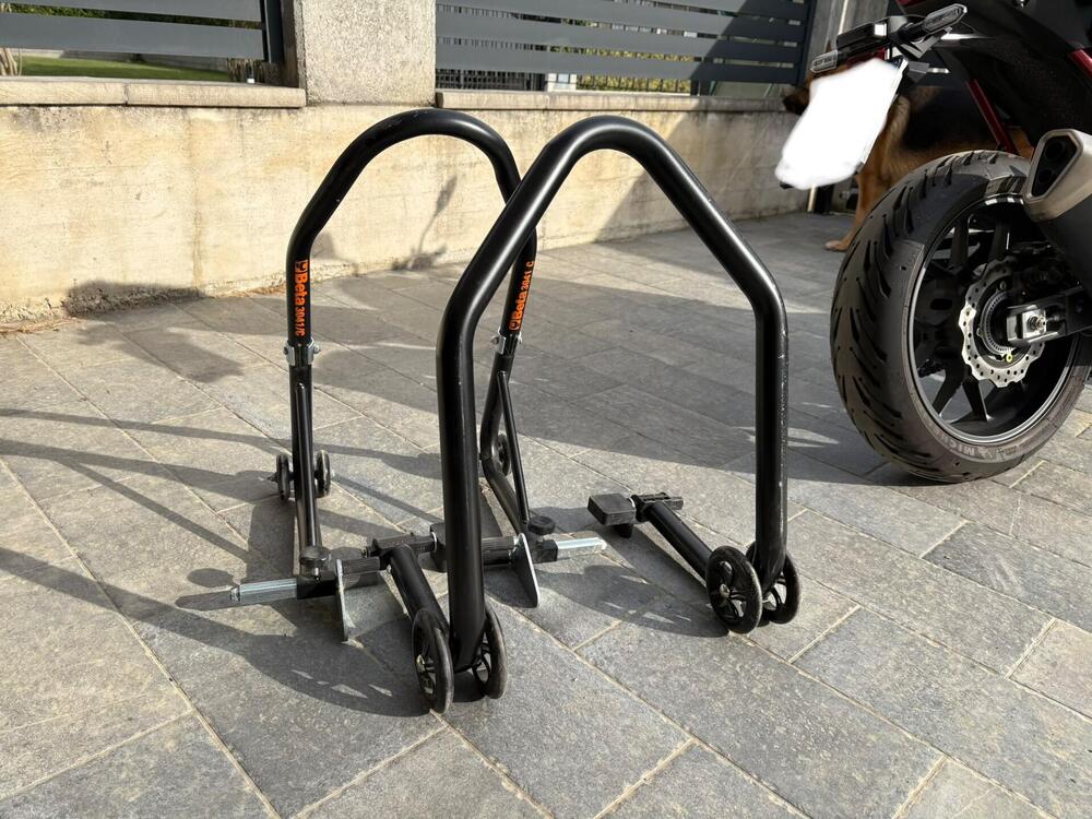 Honda CB 750 Hornet (2023 - 24) (4)