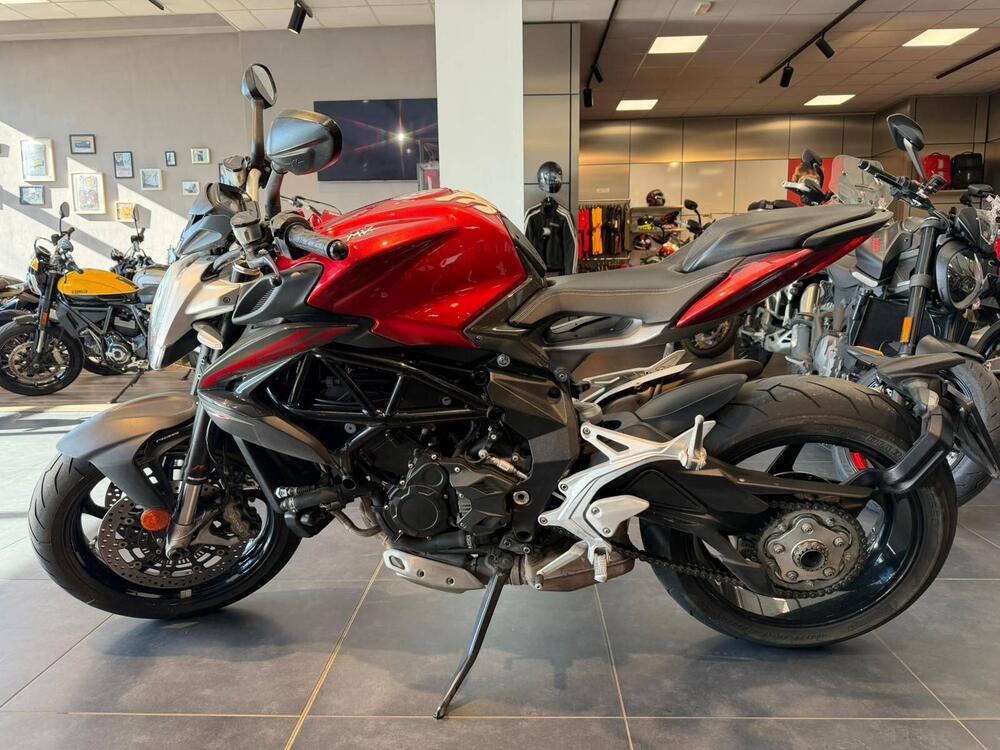 MV Agusta Brutale 800 EAS ABS (2016 - 19) (2)