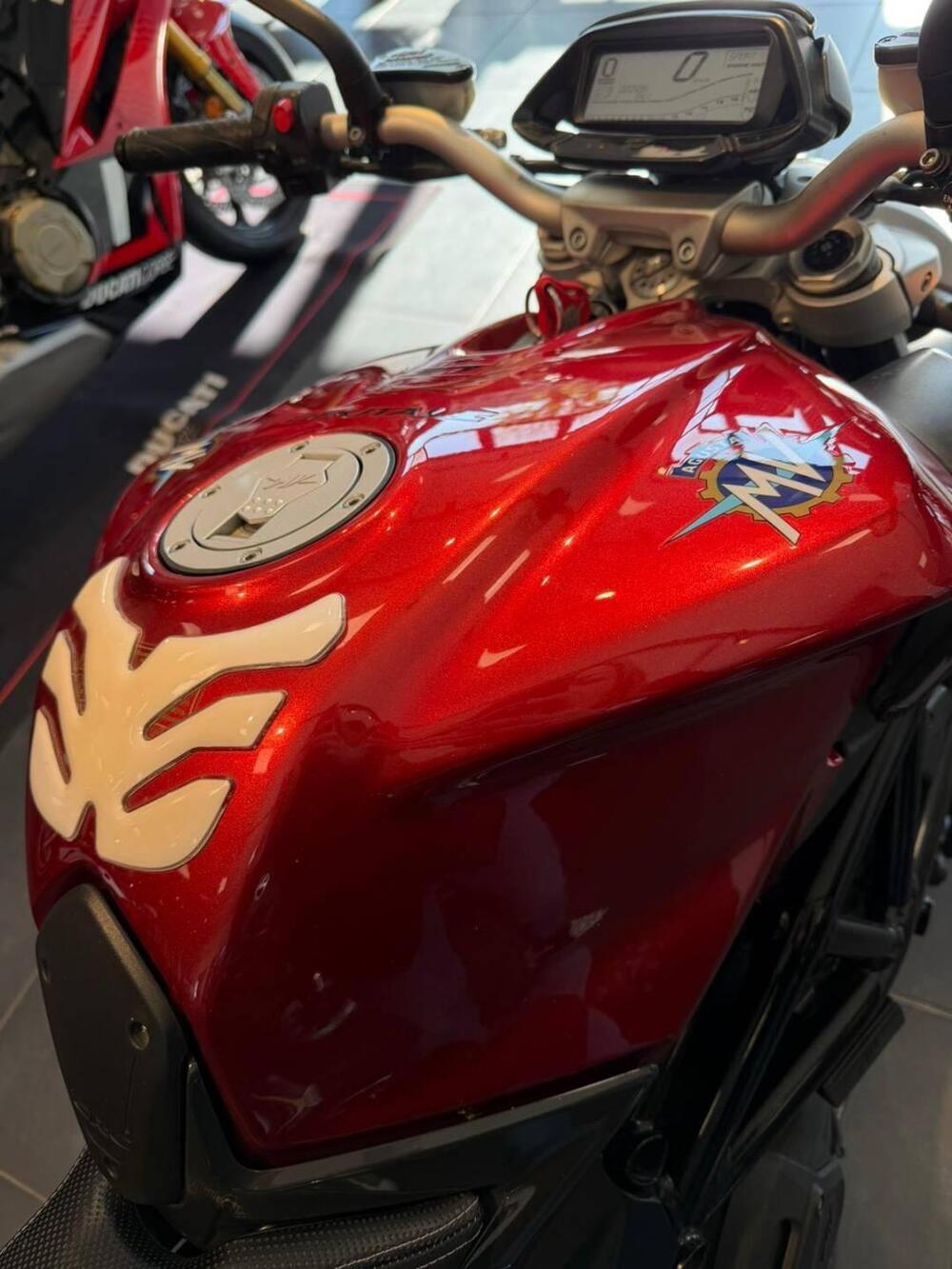 MV Agusta Brutale 800 EAS ABS (2016 - 19) (9)