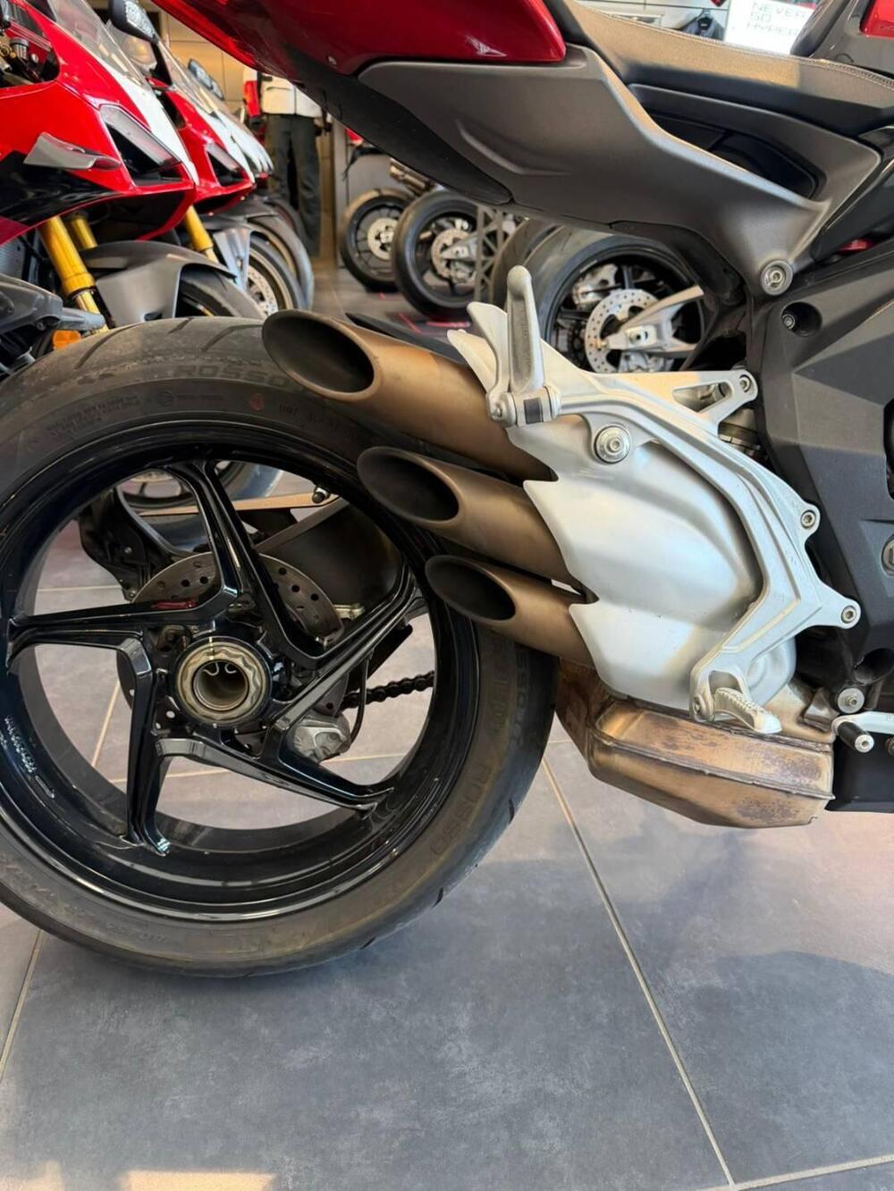MV Agusta Brutale 800 EAS ABS (2016 - 19) (14)