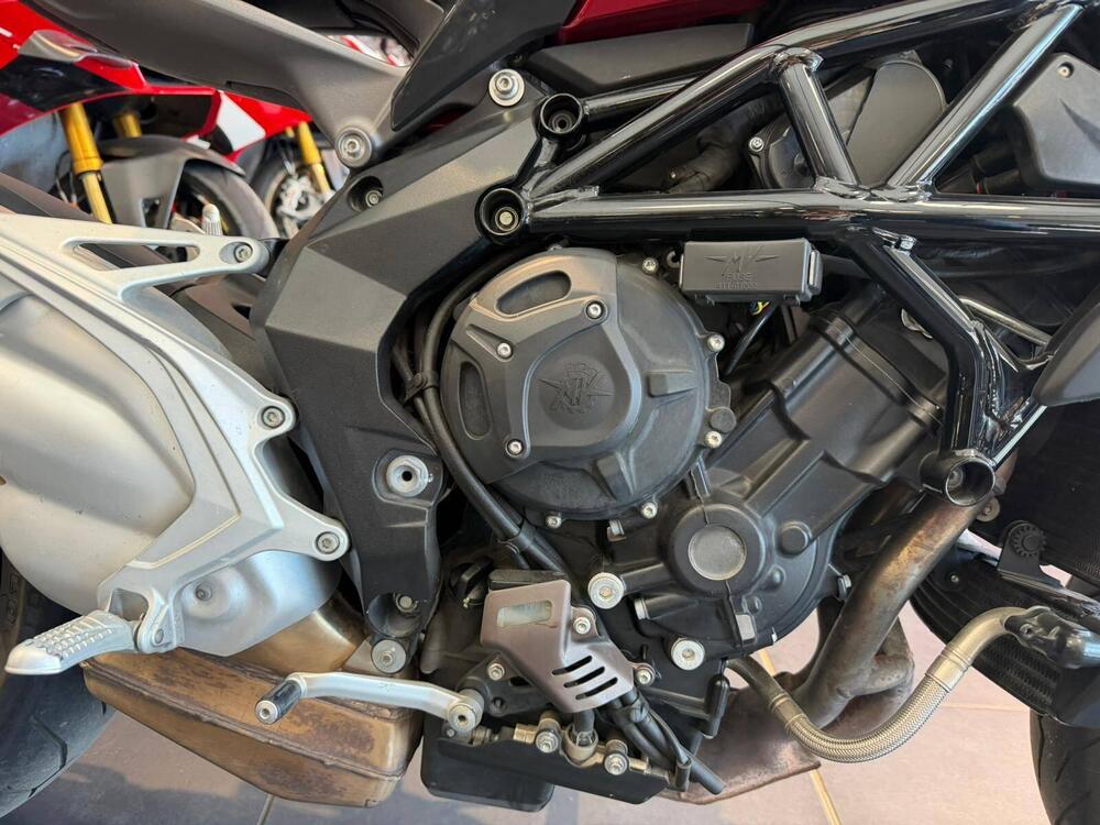 MV Agusta Brutale 800 EAS ABS (2016 - 19) (15)