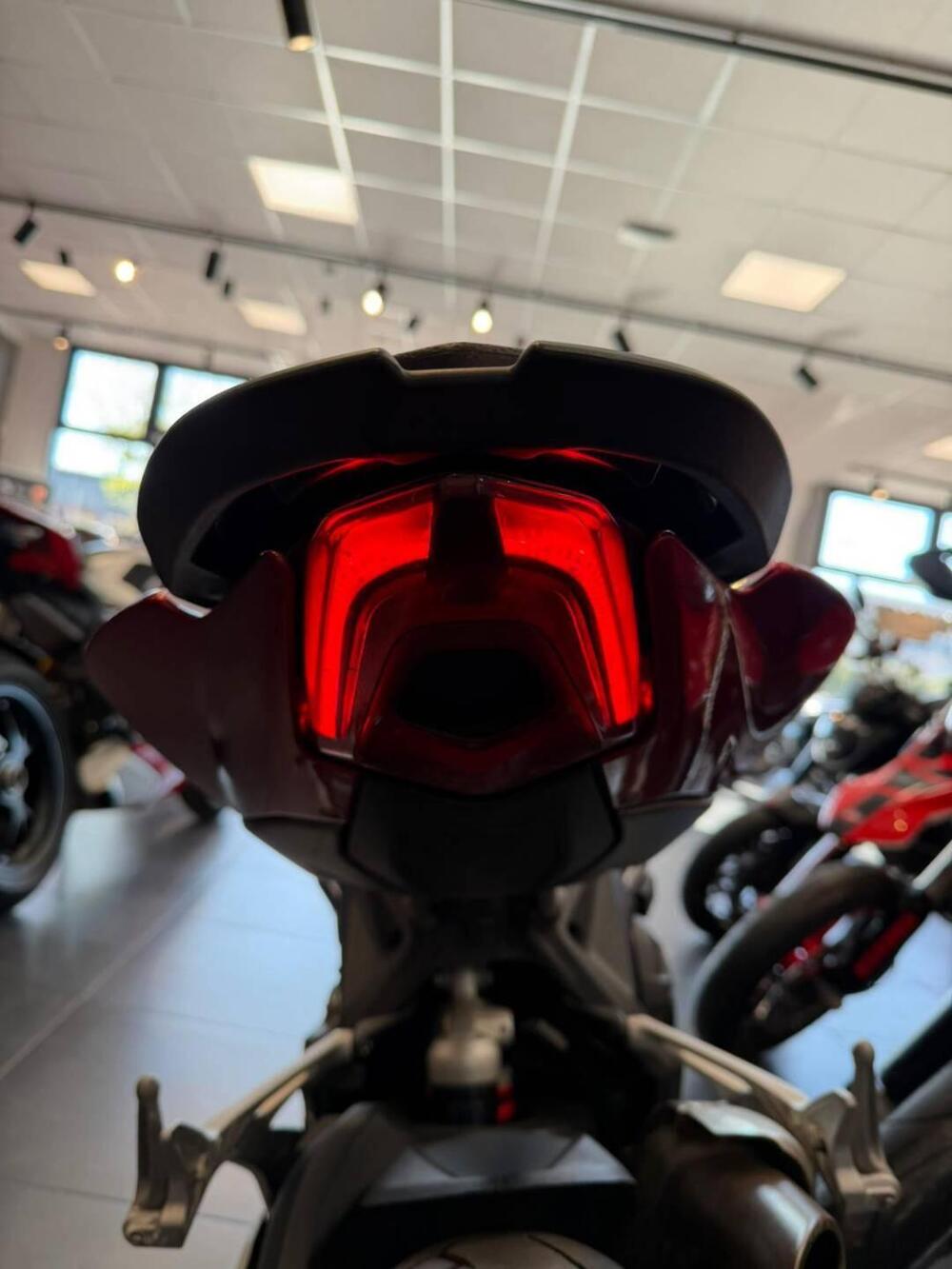 MV Agusta Brutale 800 EAS ABS (2016 - 19) (17)