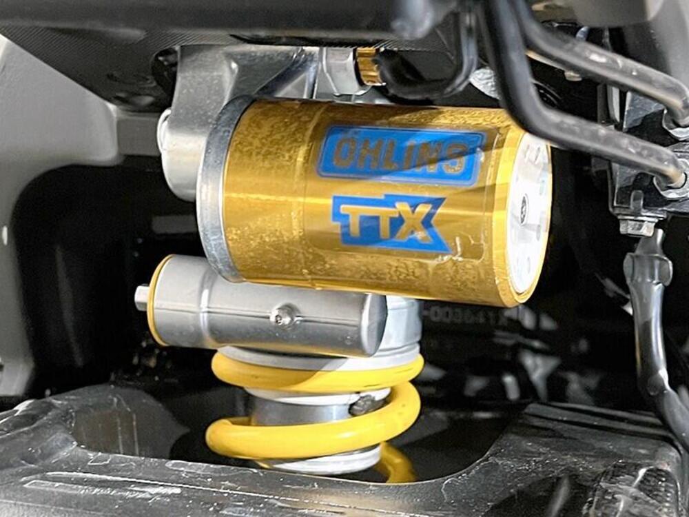 Yamaha YZF R1 (2017 - 19) (4)