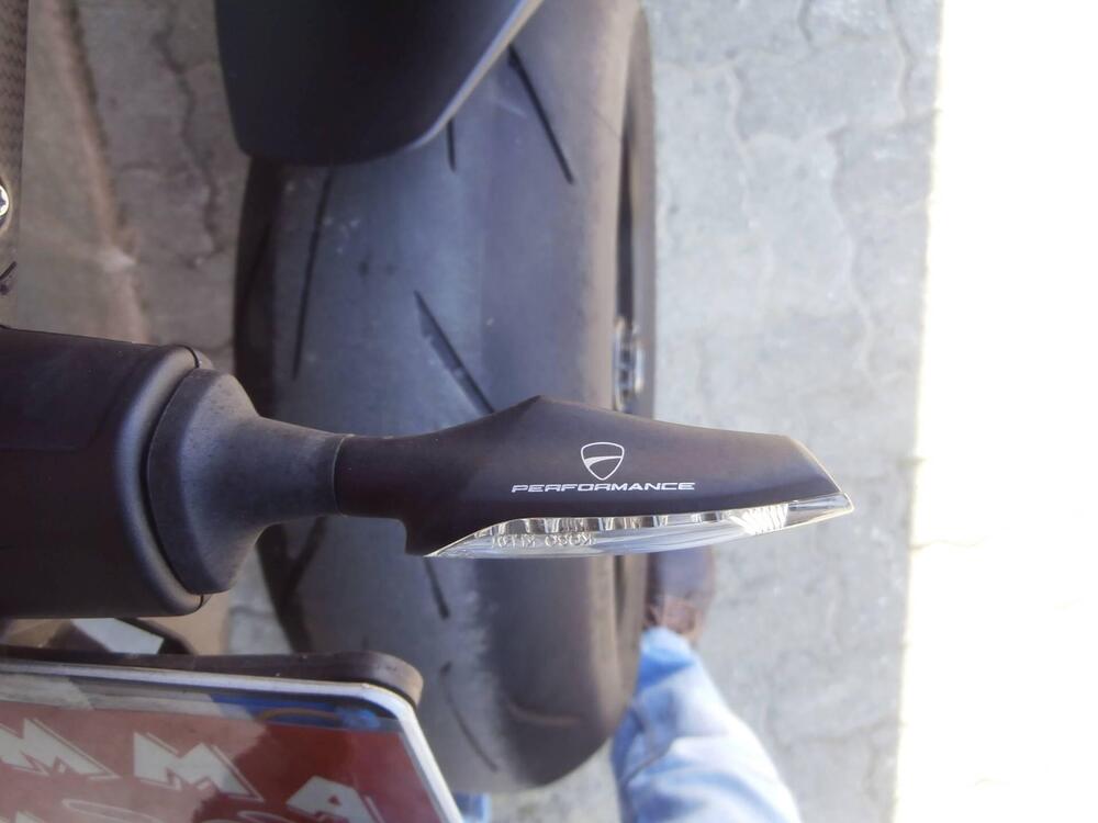 Ducati Streetfighter V4 1100 S (2020) (17)