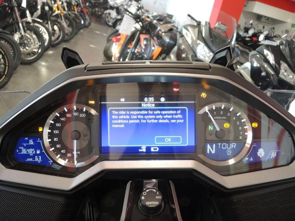 Honda GL 1800 Gold Wing Tour DCT (2021) (5)