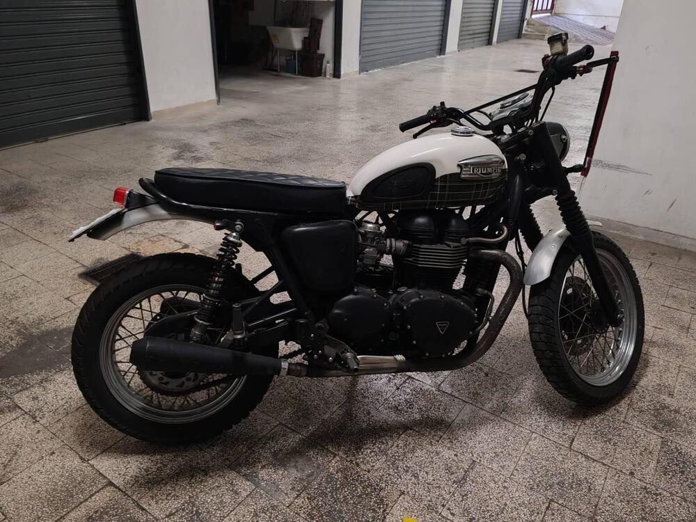 Triumph Scrambler (2006 - 17) (3)