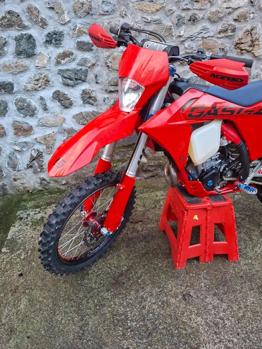 GASGAS EC 500 F (2026) (2)