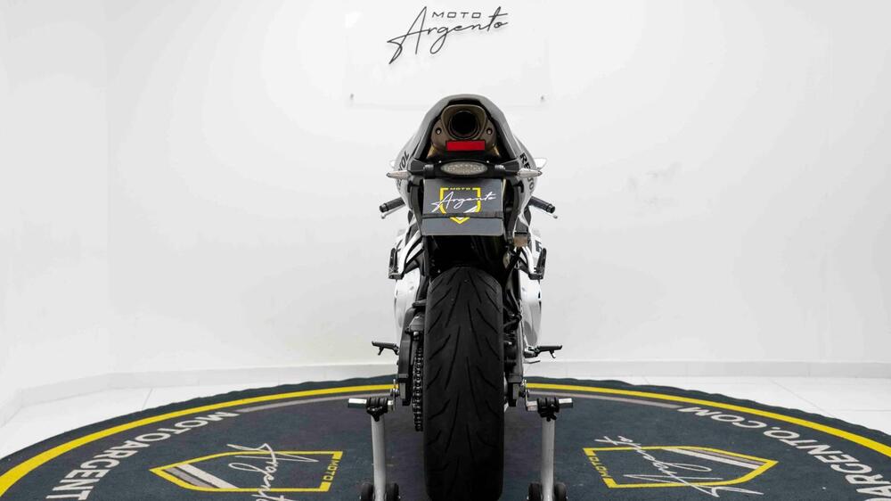 Honda CBR 600 RR (2009 - 12) (4)