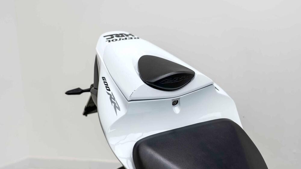 Honda CBR 600 RR (2009 - 12) (10)