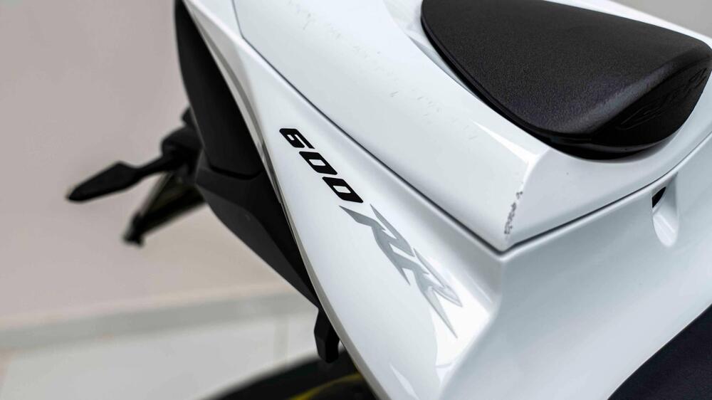 Honda CBR 600 RR (2009 - 12) (11)